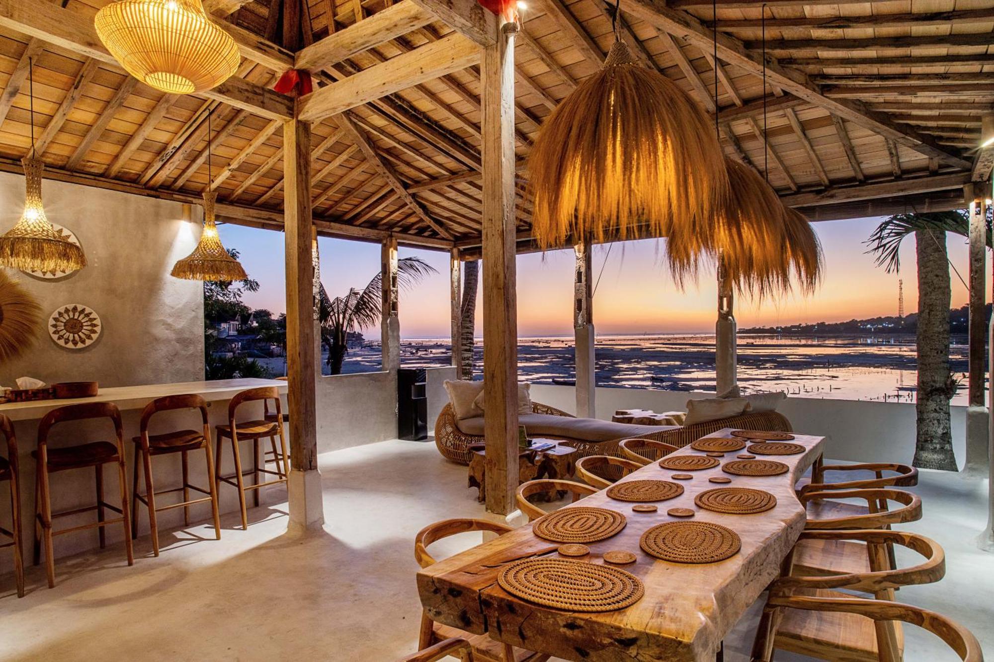 Sunset House Ceningan, 10 Person Beachview Private Villa Lembongan Eksteriør billede