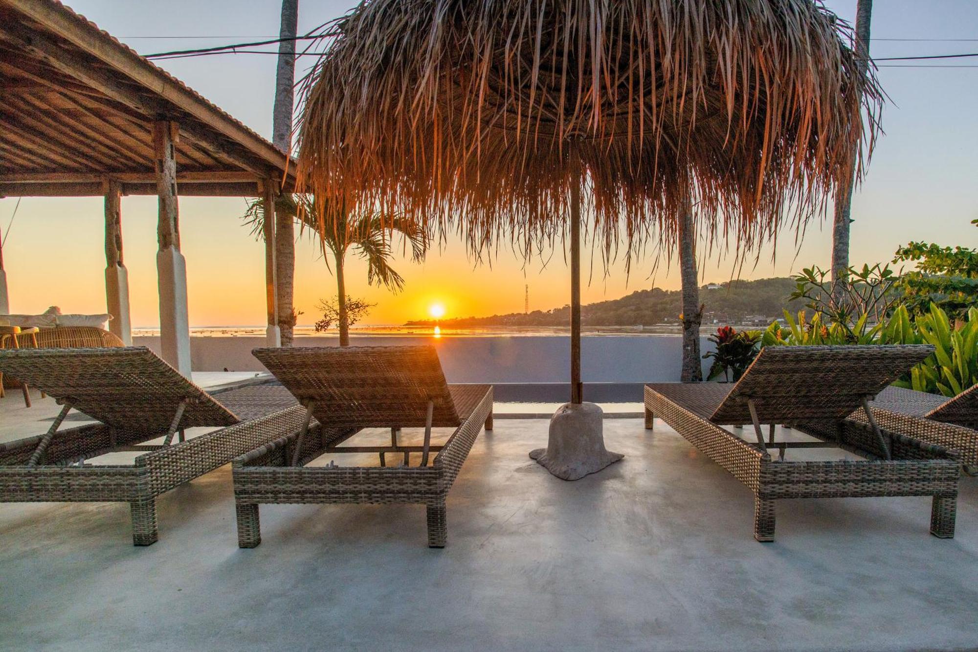 Sunset House Ceningan, 10 Person Beachview Private Villa Lembongan Eksteriør billede